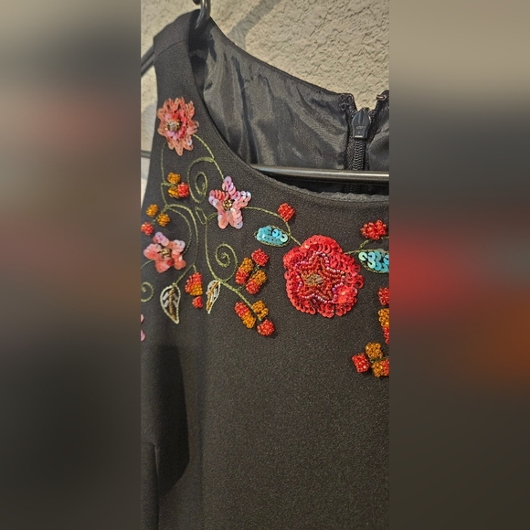 Black Maxi Semi-Formal Dress with Floral Beading Virgo Size 10 Women's - Picture 3 of 9